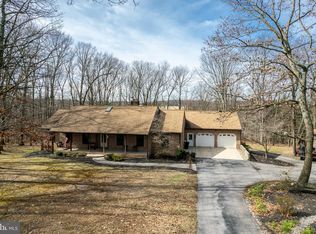 1061 Hook Rd, Westminster, MD 21157