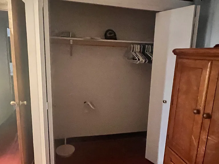 201 Cindy Ln — Photo 3