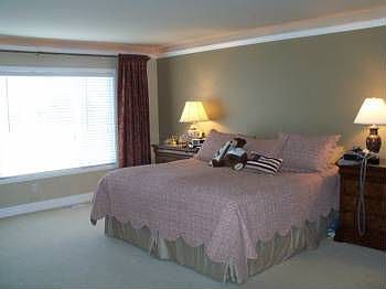 3rd image of 320 239th Way SE