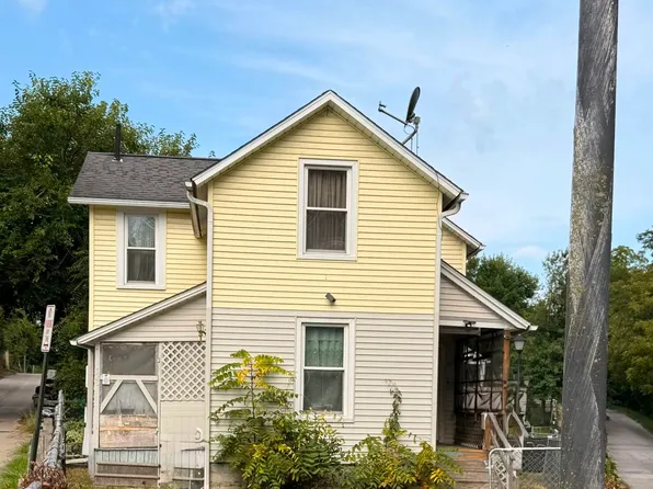 528 Turner St, Elyria, OH 44035