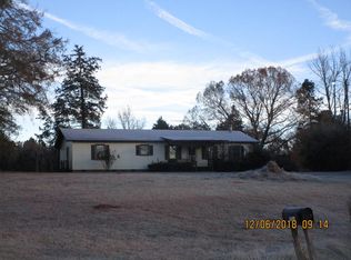 702 Cedar Springs Rd, Bradley, SC 29819