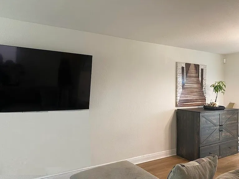 2130 SW 87th Way — Photo 8