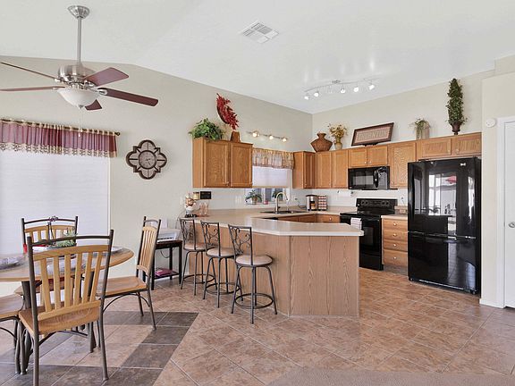 3rd image of 9082 E Cedar Basin Ln