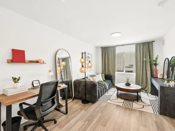 Comfortable Affordable 580 SqFt 1 Bed, 1 Bath - shareWESTSIDE Las Vegas