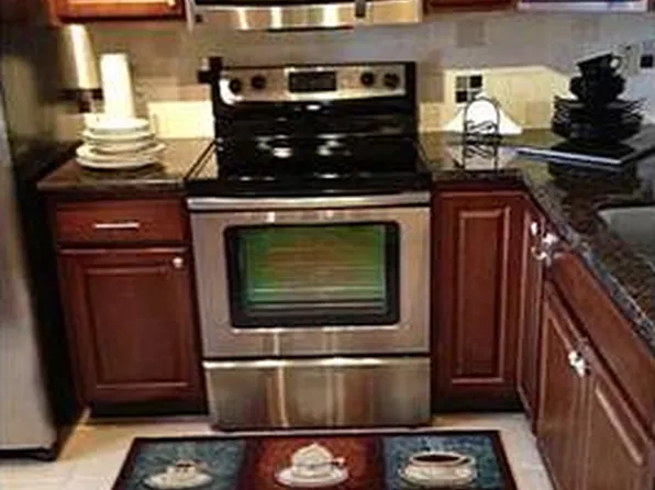 3071 Holiday Springs Blvd APT 104-8, Margate, FL 33063