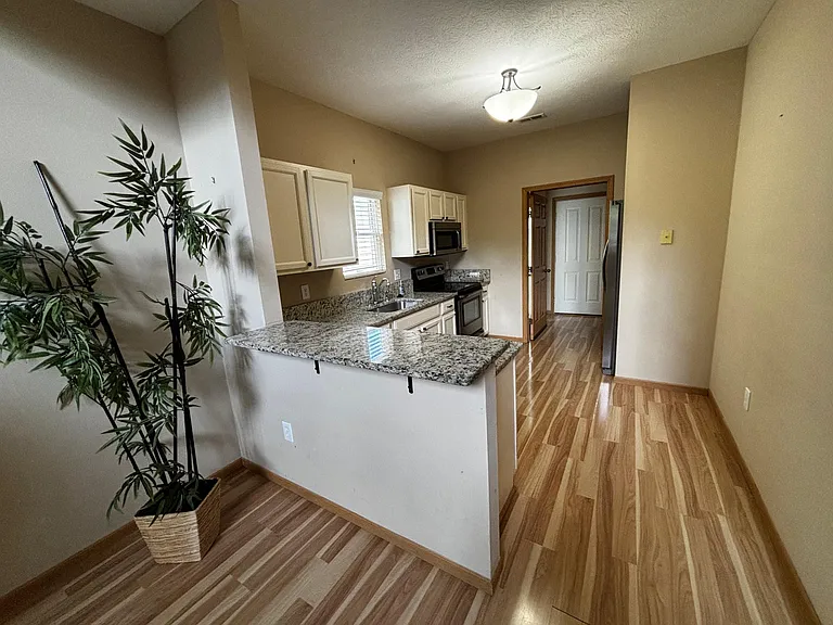 Kitchen (1)