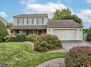 932 Parish Pl, Hummelstown, PA 17036