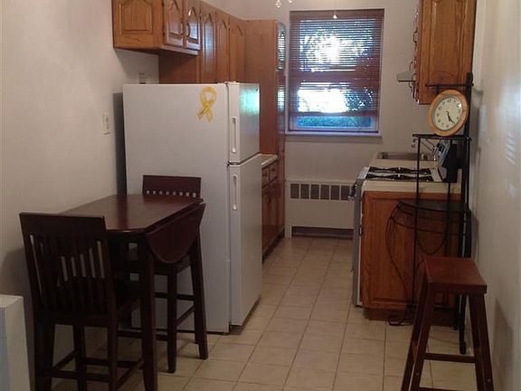 3rd image of 95 N Broadway APT D2-1