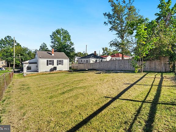 4th image of 1312 Dunbar Oaks Dr