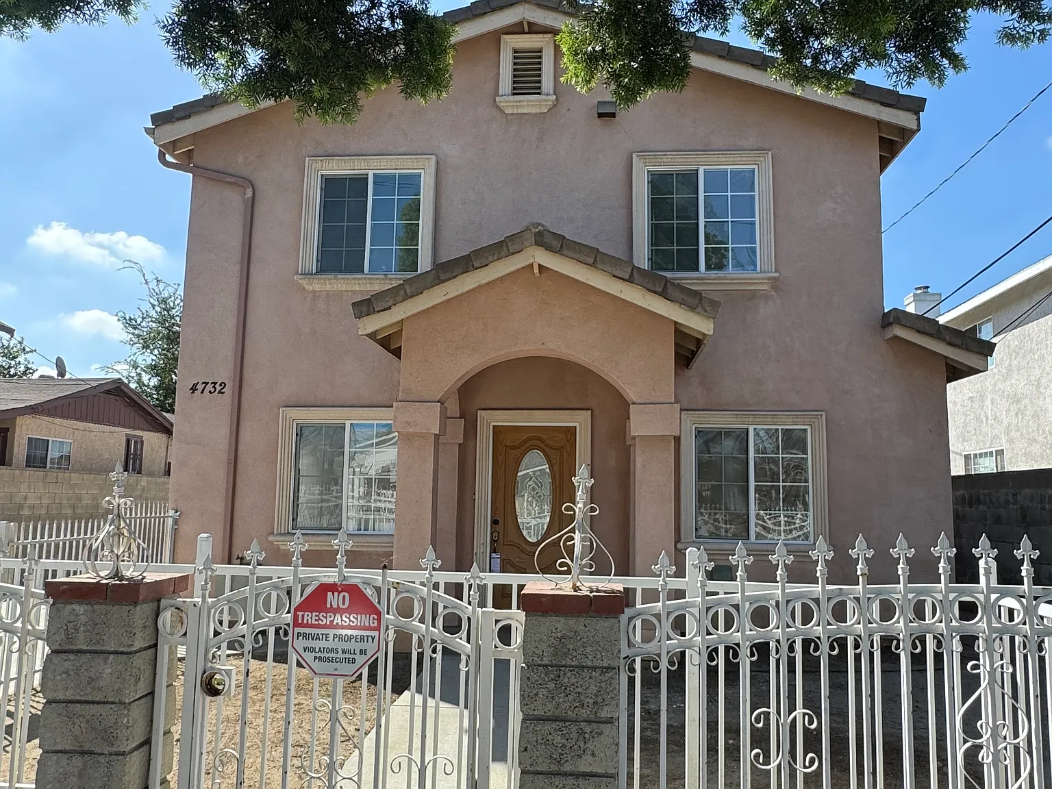 3 bed, 2.5 bath, 1484 sqft, $4,000 — Photo 1