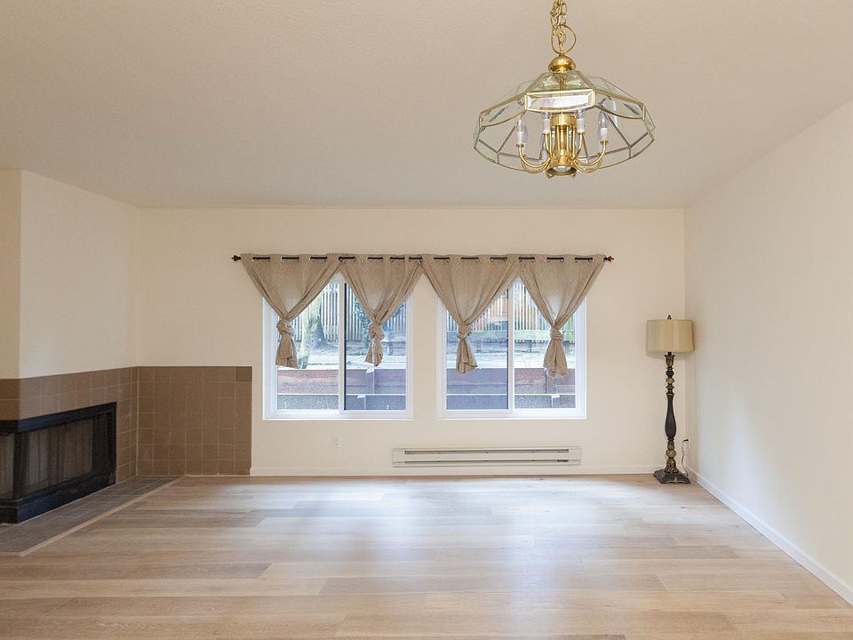 1st image of 798 Monterey Blvd APT 1D