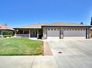 3047 Sultana Dr, Madera, CA 93637