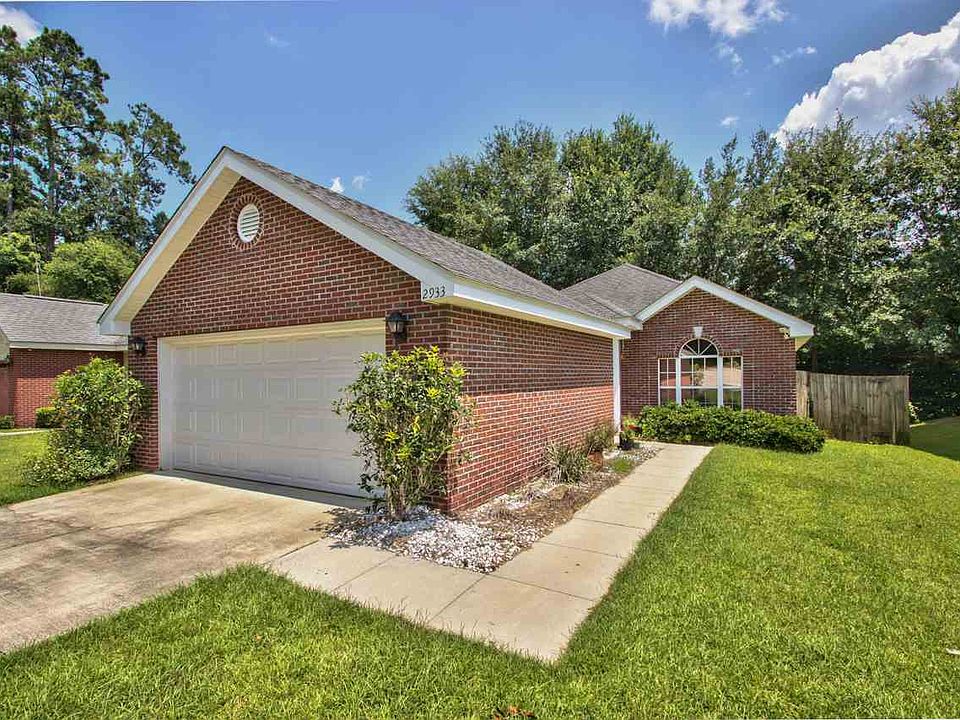 1st image of 2933 Alexis Ln