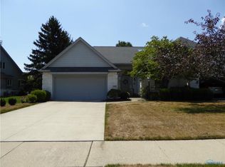 8669 Augusta Ln, Holland, OH