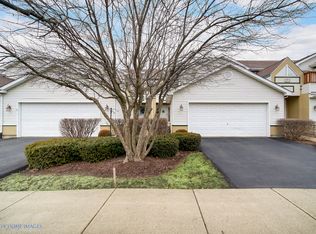 391 Inner Circle Dr, Bolingbrook, IL 60490