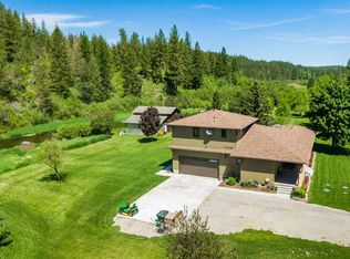 5425 E Deer Park Milan Rd, Chattaroy, WA 99003