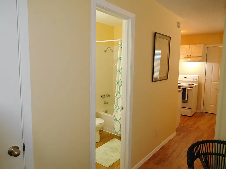 spacious 1br plan