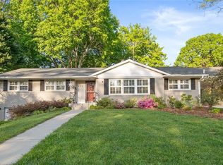 809 Kenwick Dr, Winston Salem, NC 27106