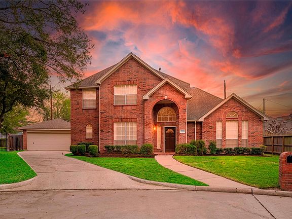 3rd image of 20834 Rivershire Ln