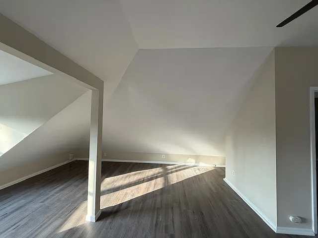 614 S Mendenhall St #C — Photo 16