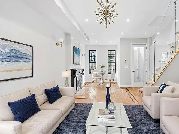 1373 Park Place image 1 of 10