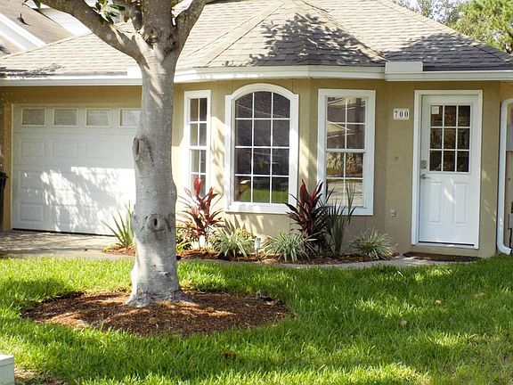 2nd image of 700 Marsh Cove Ln