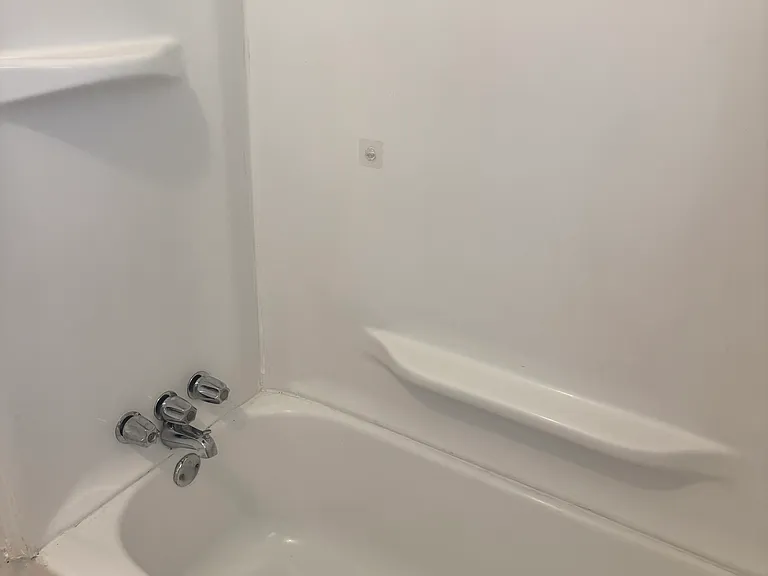 45 Begonia St — Photo 10