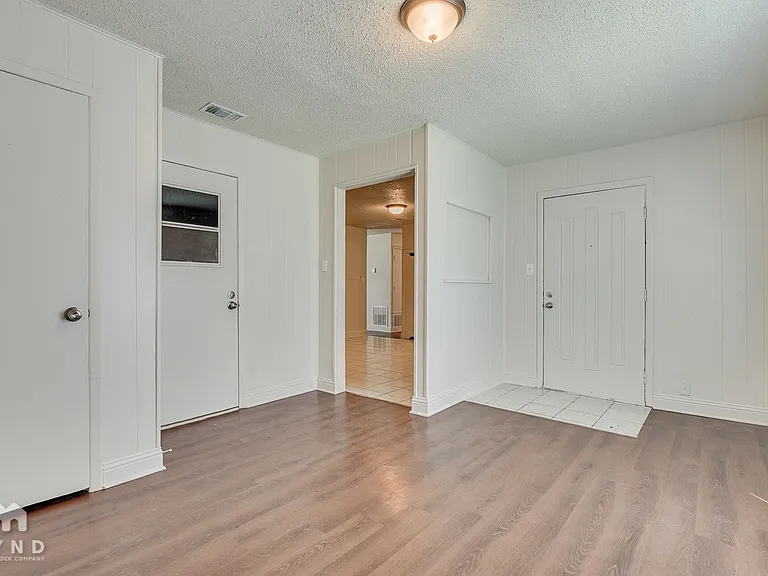 5054 Virgil St — Photo 15