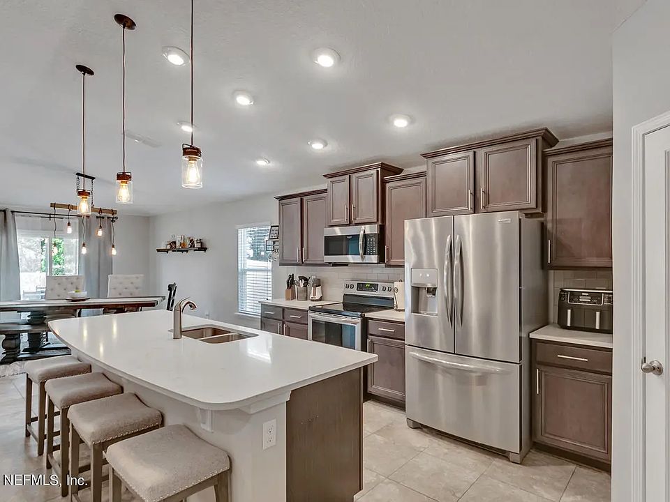 1st image of 15716 Pinyon Ln #100