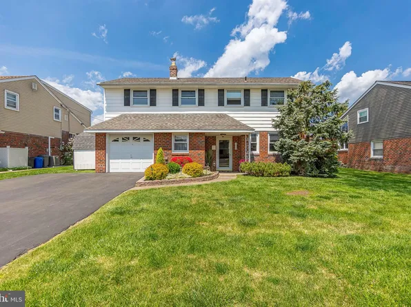 1418 Brierwood Rd, Havertown, PA 19083