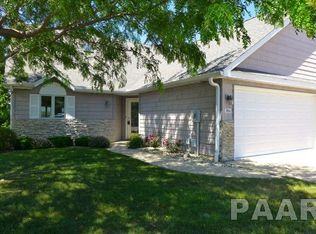 106 Harbor Pointe Dr, East Peoria, IL