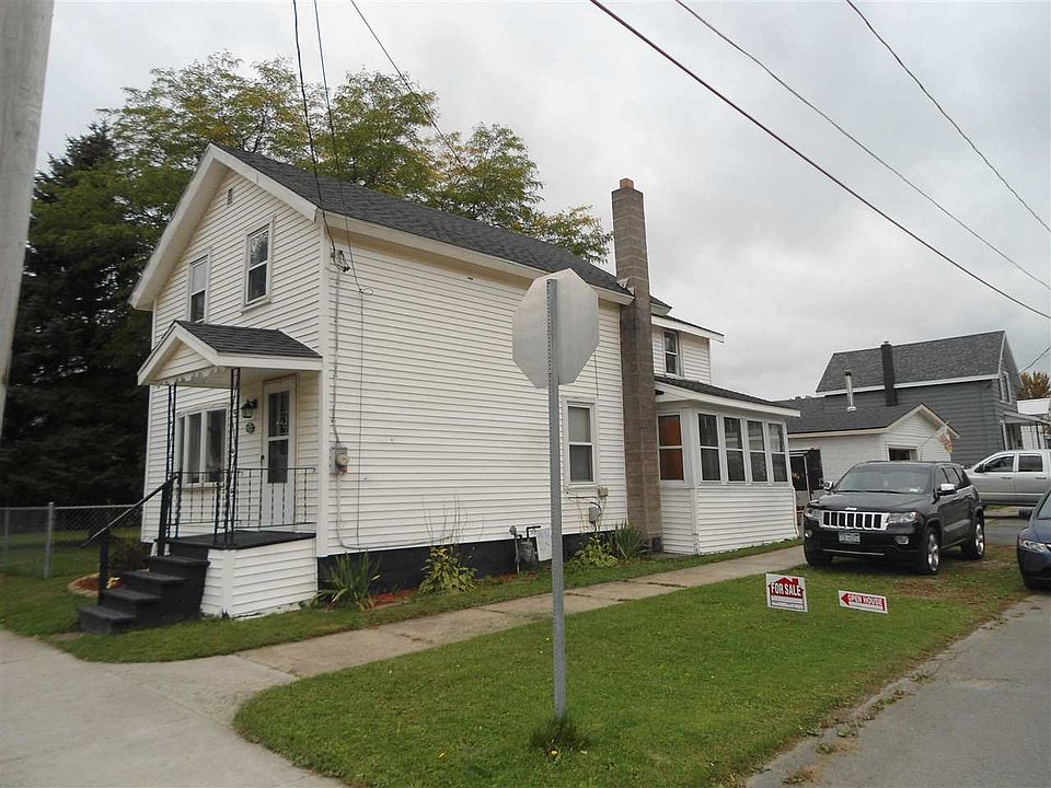 1st image of 1022 Jay St