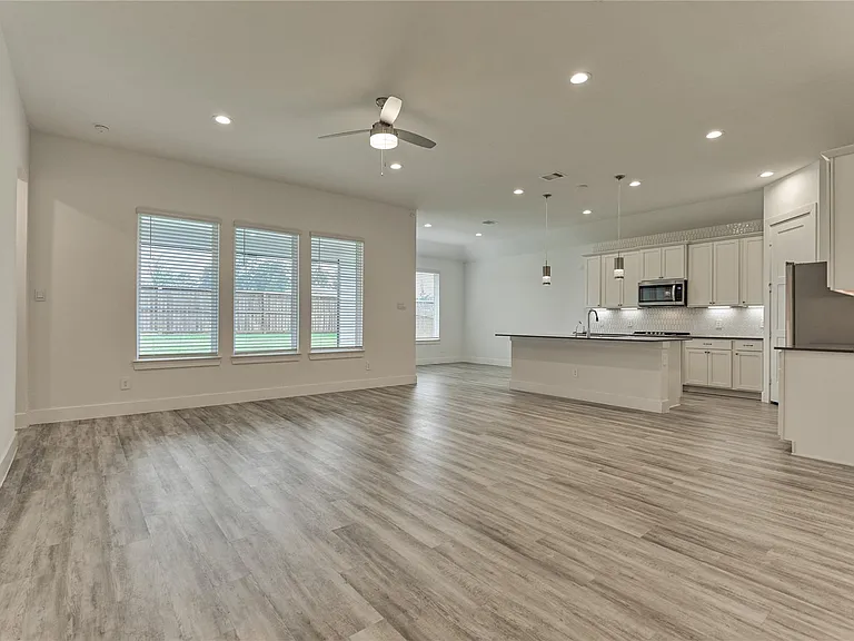 14343 Red Lodge Trl — Photo 11