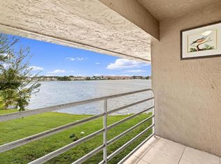 Vista Del Lago Vii, Hialeah, FL 33016