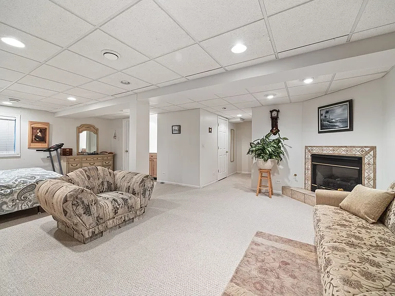32504 Millstone Cir — Photo 19