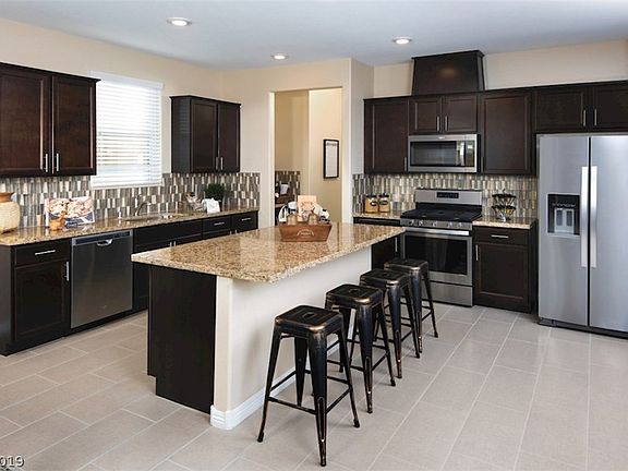 4th image of 1024 Huckburn Avenue Lot #11