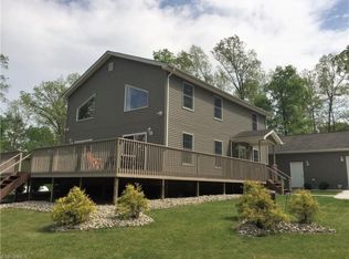 16761 Shilling Rd, Berlin Center, OH 44401