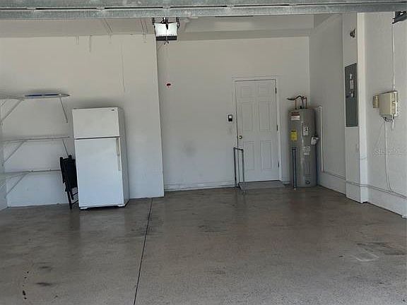 2nd image of 20721 Eustis Rd