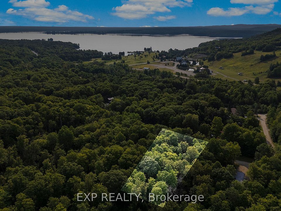 1st image of 1 Crestview Dr