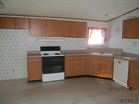3rd image of 520 N Washington St