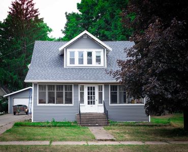 105 East SUMNER STREET, Weyauwega, WI, 54983