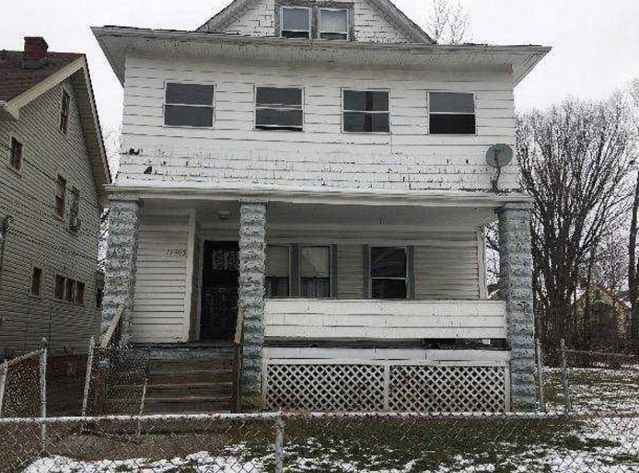 1st image of 11905 Parkview Ave