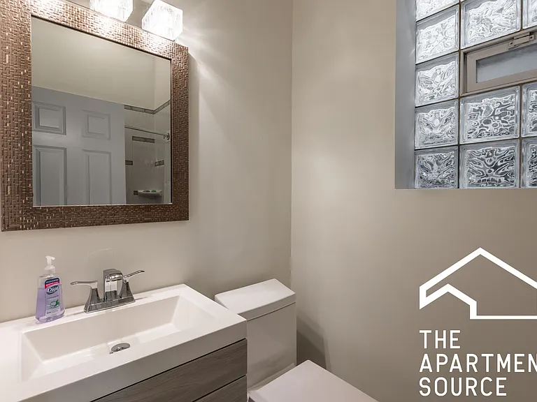3739 N Sheffield Ave #3 — Photo 20