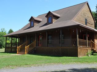 47212 Main St, Houghton, MI 49931
