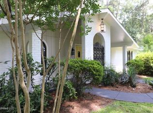 1704 Ridgewood Dr, Columbia, MS 39429