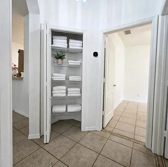 20008 Nob Oak Ave — Photo 12