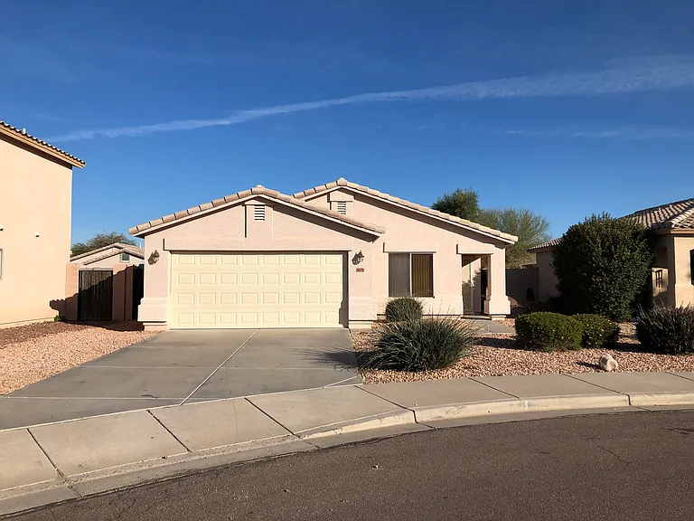 16176 W Adams St — Photo 1