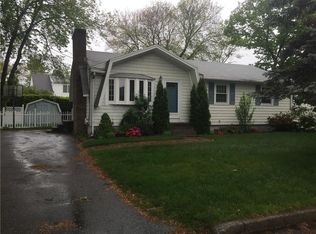 11 Patricia Ct, Warwick, RI 02889