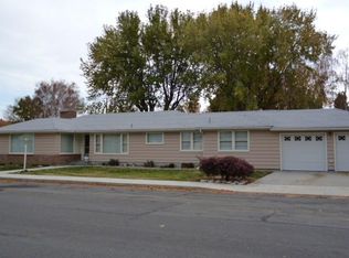 3235 Grandview Dr, Baker City, OR 97814