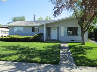 25 W Cedar Dr, Hermiston, OR 97838